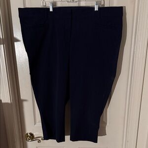 Lane Bryant Navy The Allie Size 24 Cropped Pants